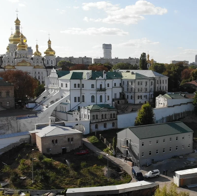 lavra 03